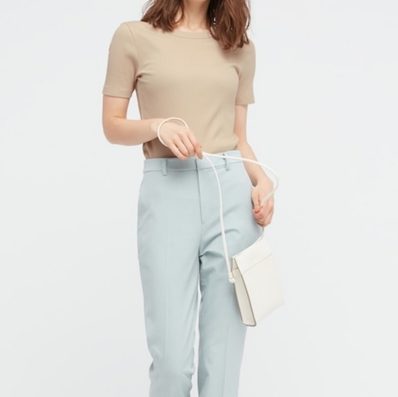 H&M beige t shirt tee - Picture 1 of 3